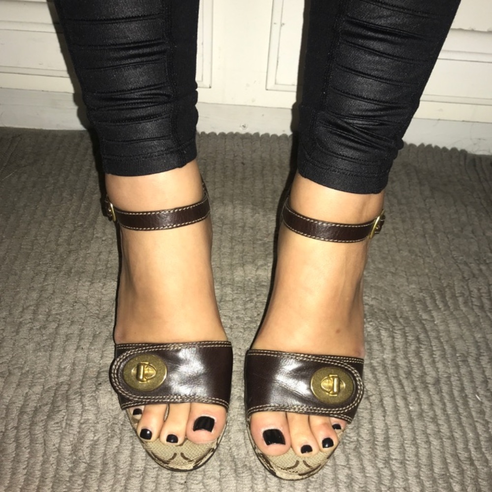 Coach Wedges
